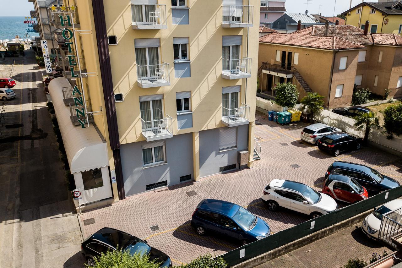 Hotel Anny Lido di Jesolo Exterior foto