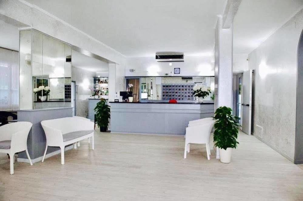 Hotel Anny Lido di Jesolo Exterior foto